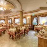 Hotel Edelweiss 3*