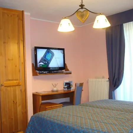 Edelweiss Hotel