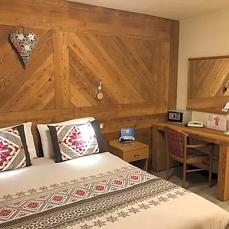Edelweiss 3*