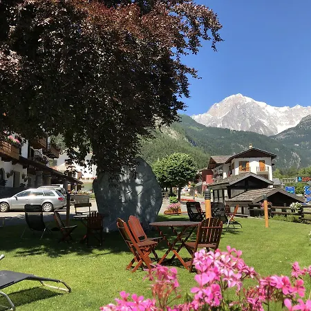Edelweiss 3* Pre-Saint-Didier