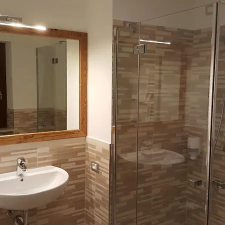 Hotel Edelweiss 3*