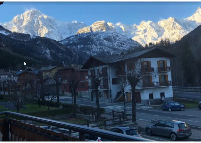 Edelweiss מלון 3*